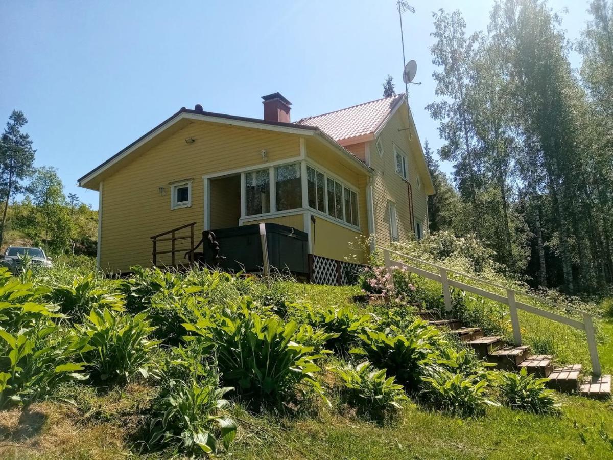 Villa Jacuzzi Niemelae Melkoniemi Exterior foto